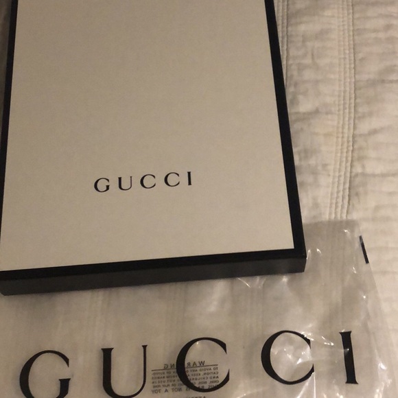 Men's Gucci Hoodie - Picture 3 of 4